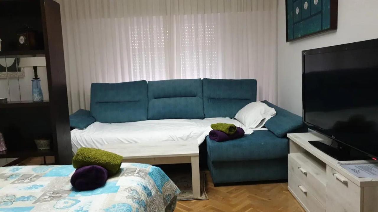Alojamiento Adelfas Apartment Madrid Exterior foto